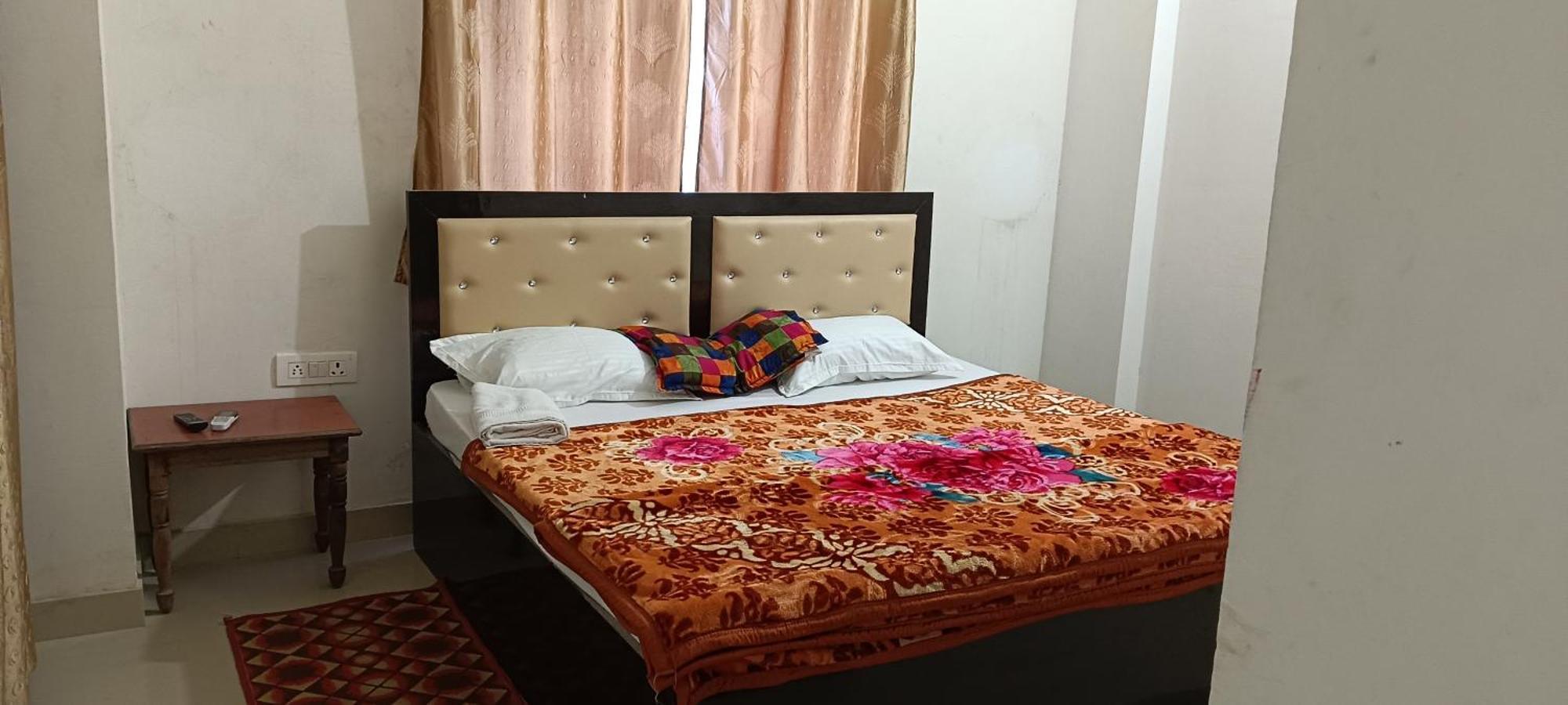Skv Sharma Ji Guest house